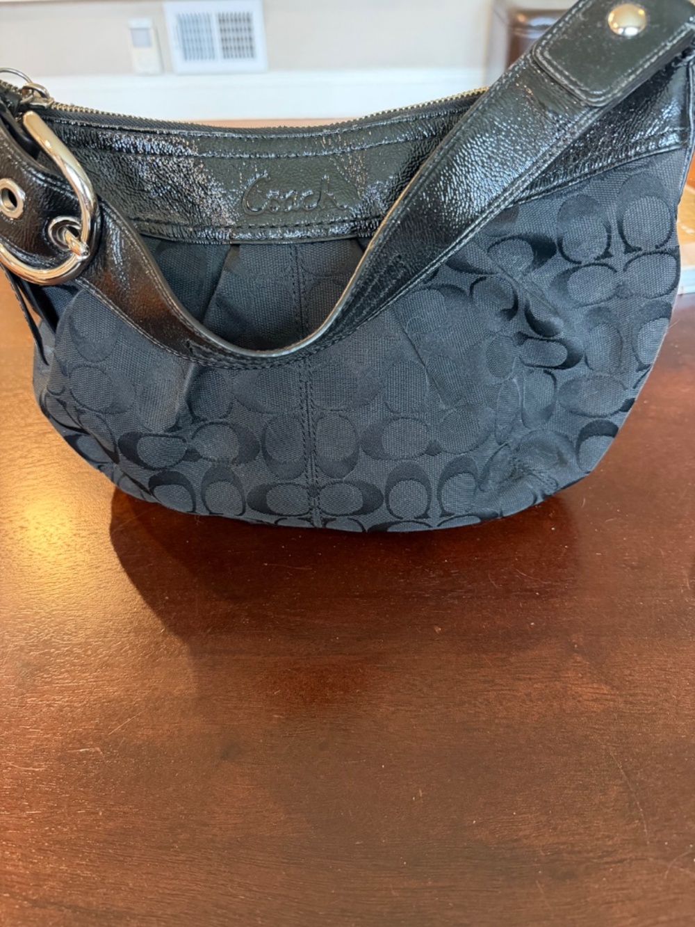 Coach purse - Picture 2 of 4
